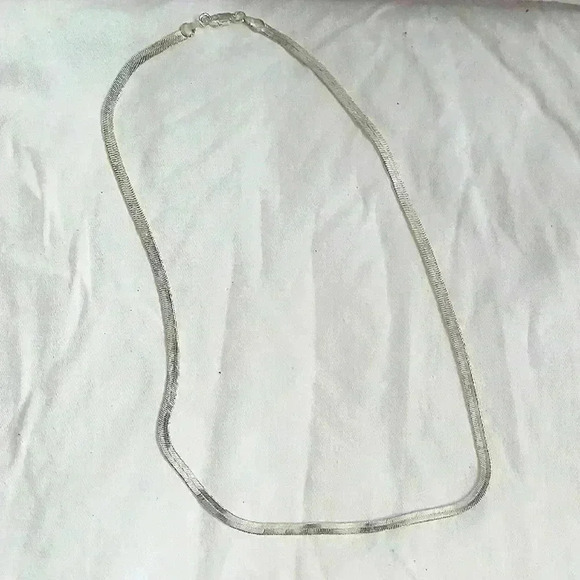 Herringbone chain BEAUTIFUL - Picture 1 of 2